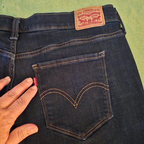 Levi's classic boot cut jeans size 16W - Picture 1 of 5